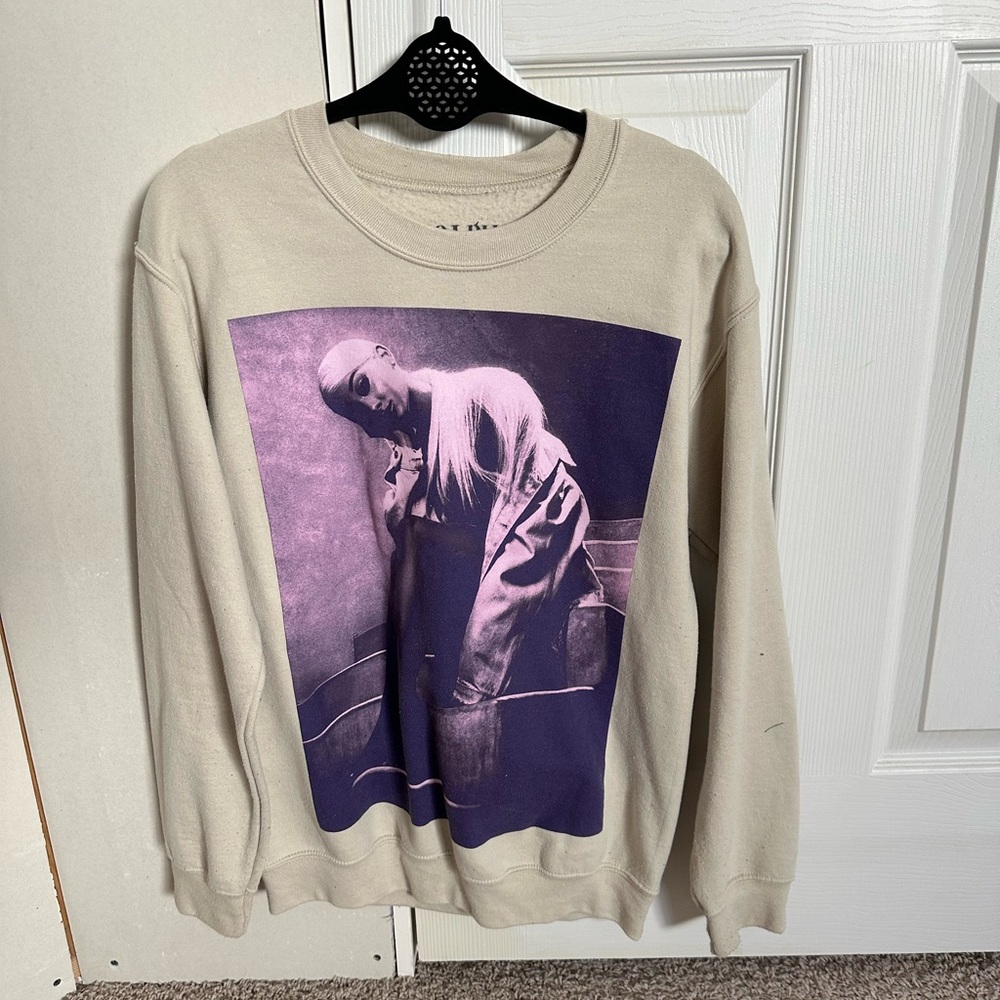 Limited Edition Ariana Grands Tour sweatshirt